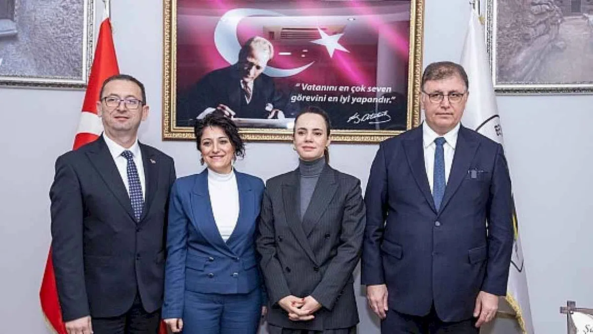 Tugay: İzmir'in tüm ilçelerini dengeli ve adil şekilde hizmetle buluşturacağız