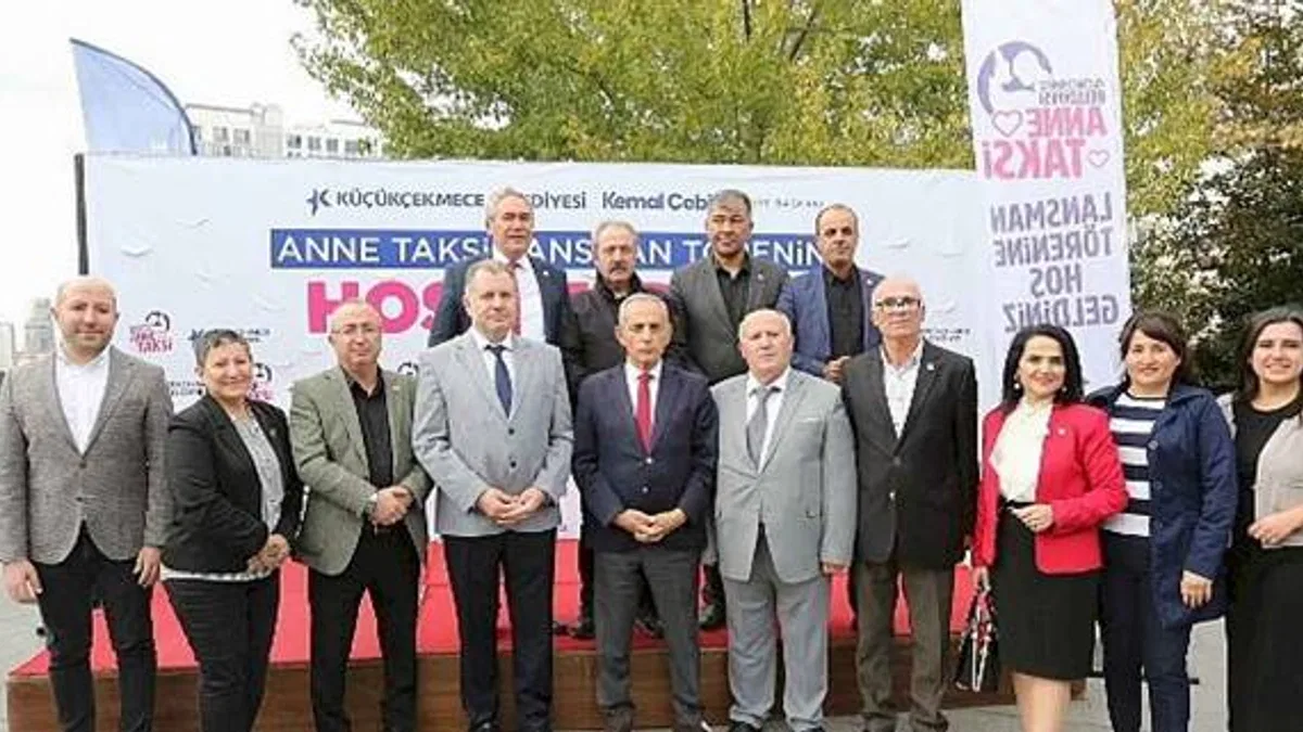 Küçükçekmece'de ücretsiz 'Anne Taksi' hizmeti başladı.