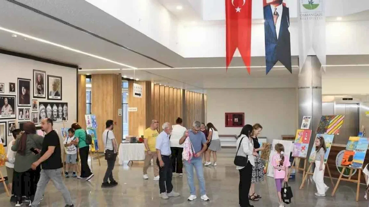 Bursa Osmangazi Yetenek Evi öğrencilerinden yılsonu şöleni