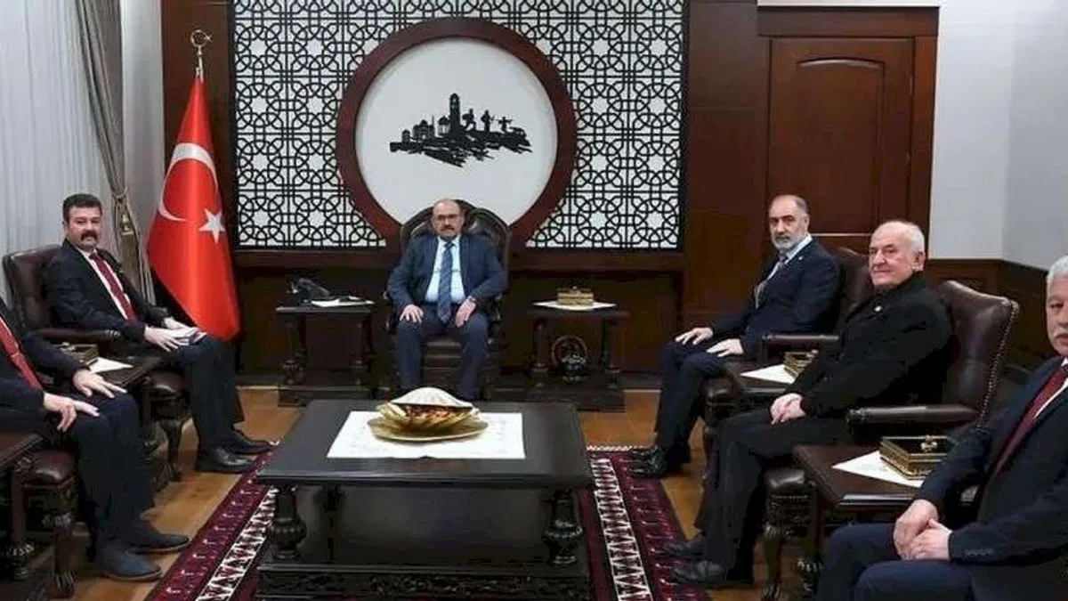 Balıkesir’de Emekli Emniyet  Mensuplarından Vali Ustaoğlu’na ziyaret