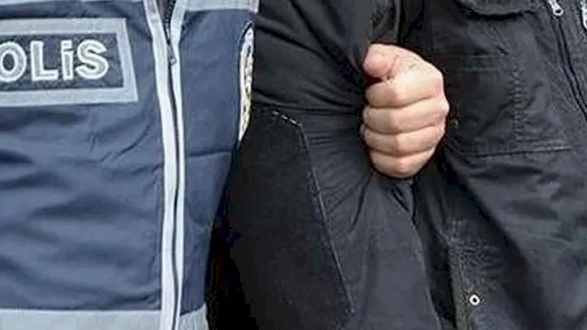 İzmir'de 190 polisli operasyon