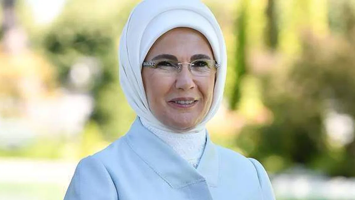 Emine Erdoğan, 30 Ağustos Zafer Bayramı'nı kutladı