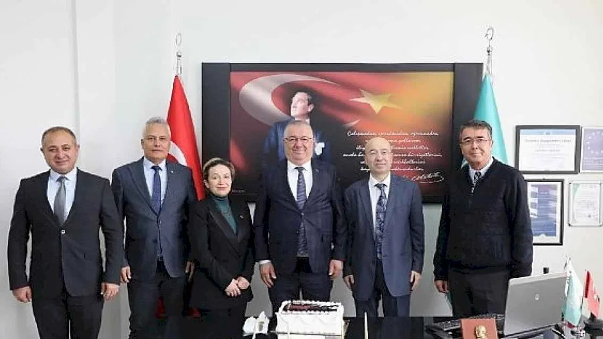 Başkan Ertaş'tan 24 Kasım'da anlamlı ziyaretler