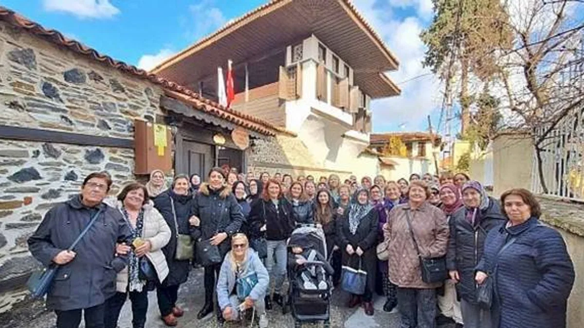 Manisalı Kadınlar Kula'nın Tarihi ve Doğal Güzellikleriyle Buluştu