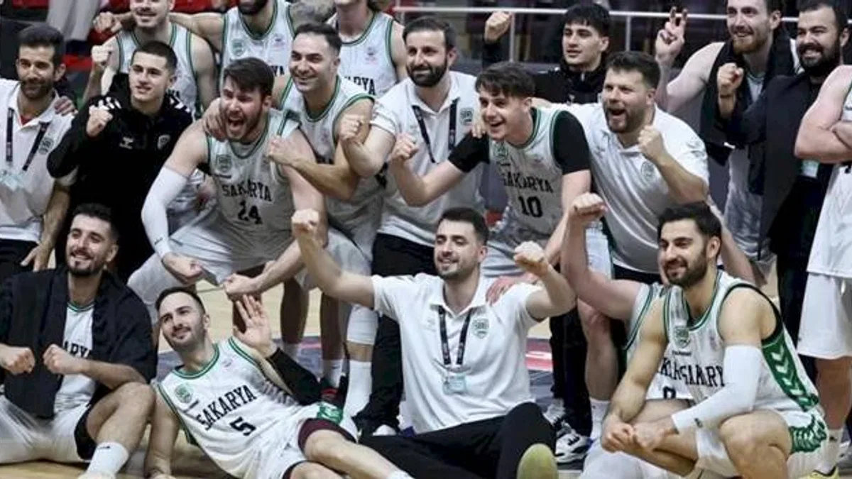 Sakarya’da Büyükşehir Basketbol’dan farklı galibiyet