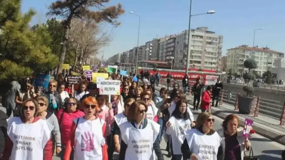 Kadın İşbirliğini Geliştirme Derneği'nden 'cinayet' mesajı