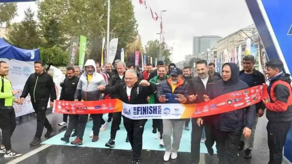 Kayseri'de yarı maraton coşkusu