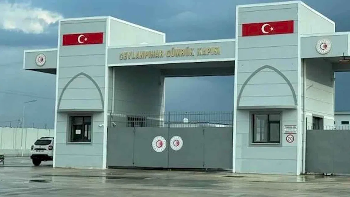Suriye’ye pasaportla geçiş başladı