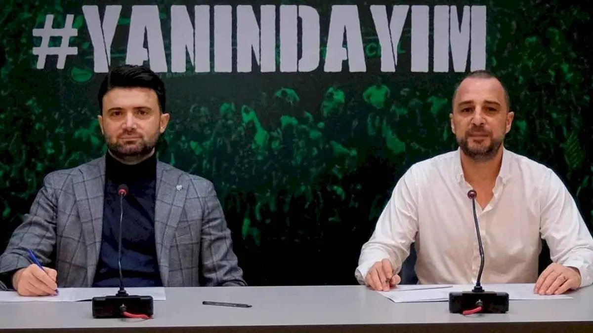 Bursaspor’da şok istifa!