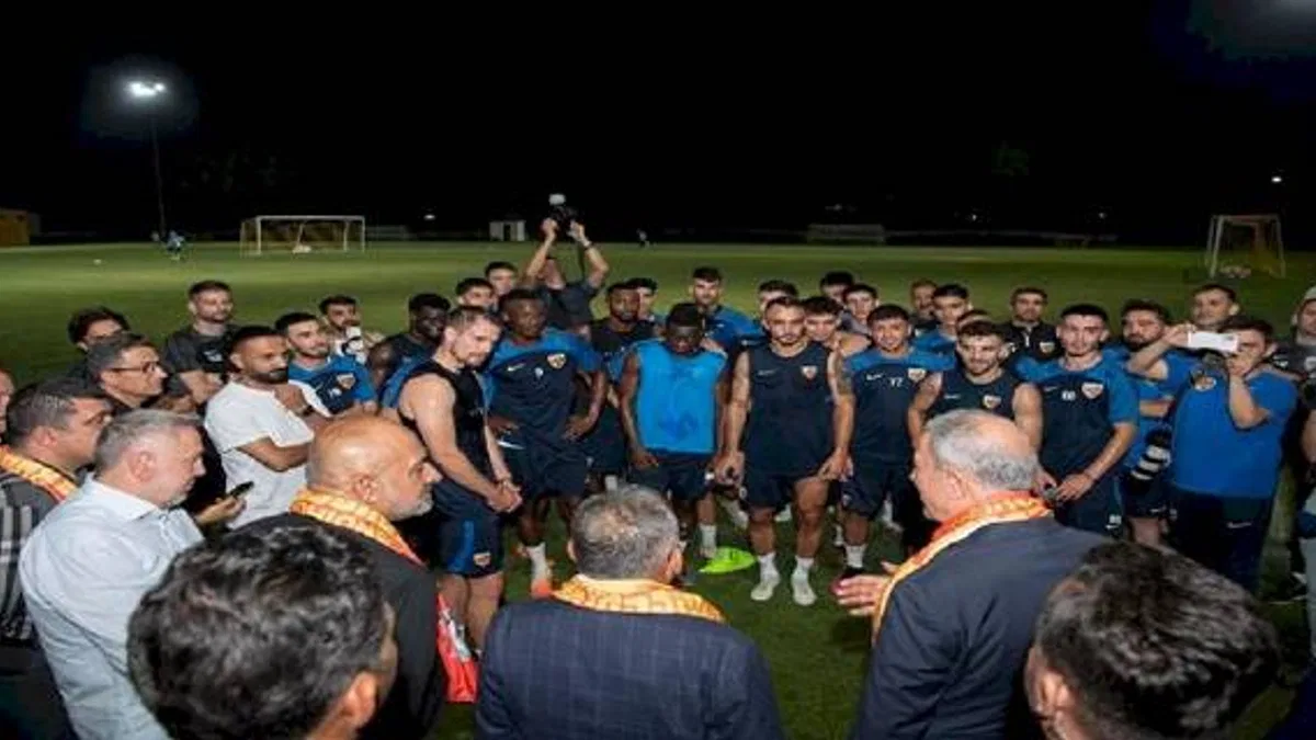 Kayserispor'a şehir protokolden moral ziyareti