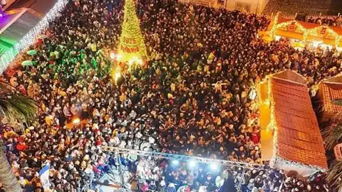 Mudanya yeni yıla binlerce kişi ile girdi