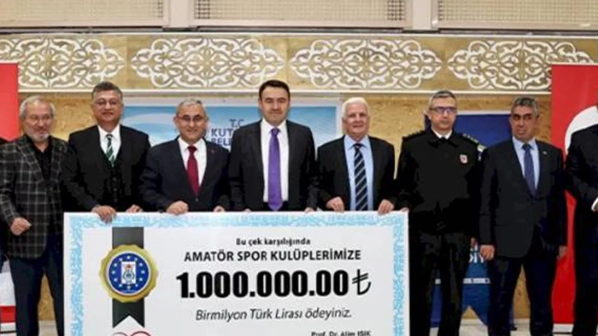 Kütahya'da amatör spor kulüplerine 1 milyon TL destek