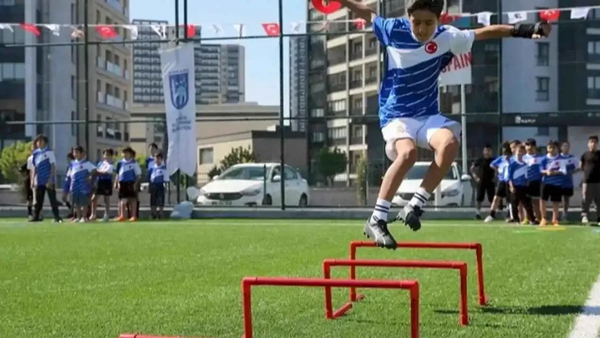 ABB'den çocuklara ücretsiz futbol yaz kursu