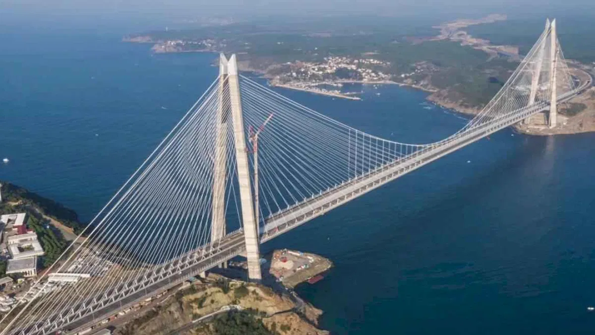 İletişim'den bir yalanlama da 'köprü ve otoyol satışı' iddialarına