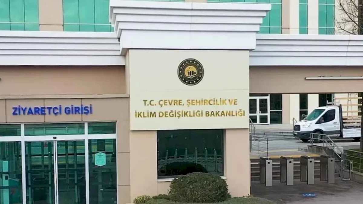 Yeşil sertifikalı bina 'sıfır atıkta' öncü oldu