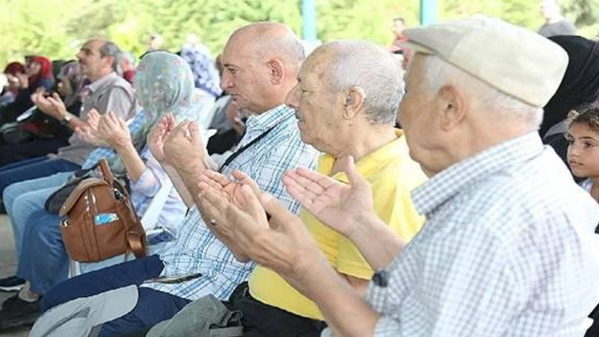Gölcük Deprem Şehitleri Dualarla Anıldı