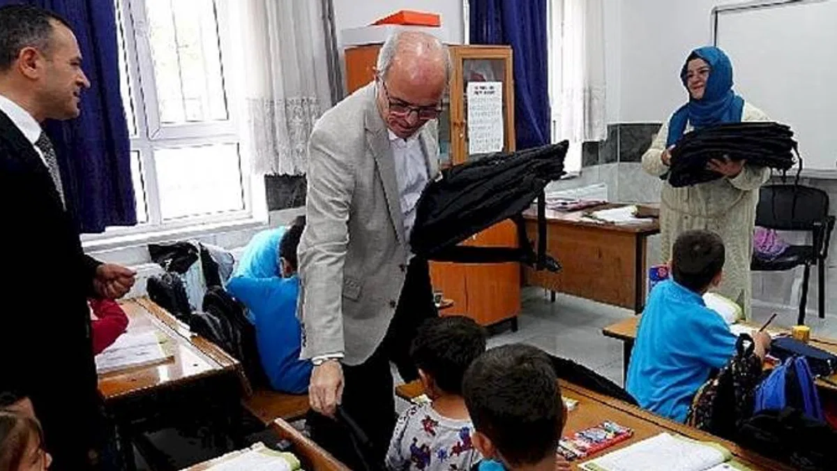 Bu Yılda İlk Okul Çantası Çumra Belediyesi'nden