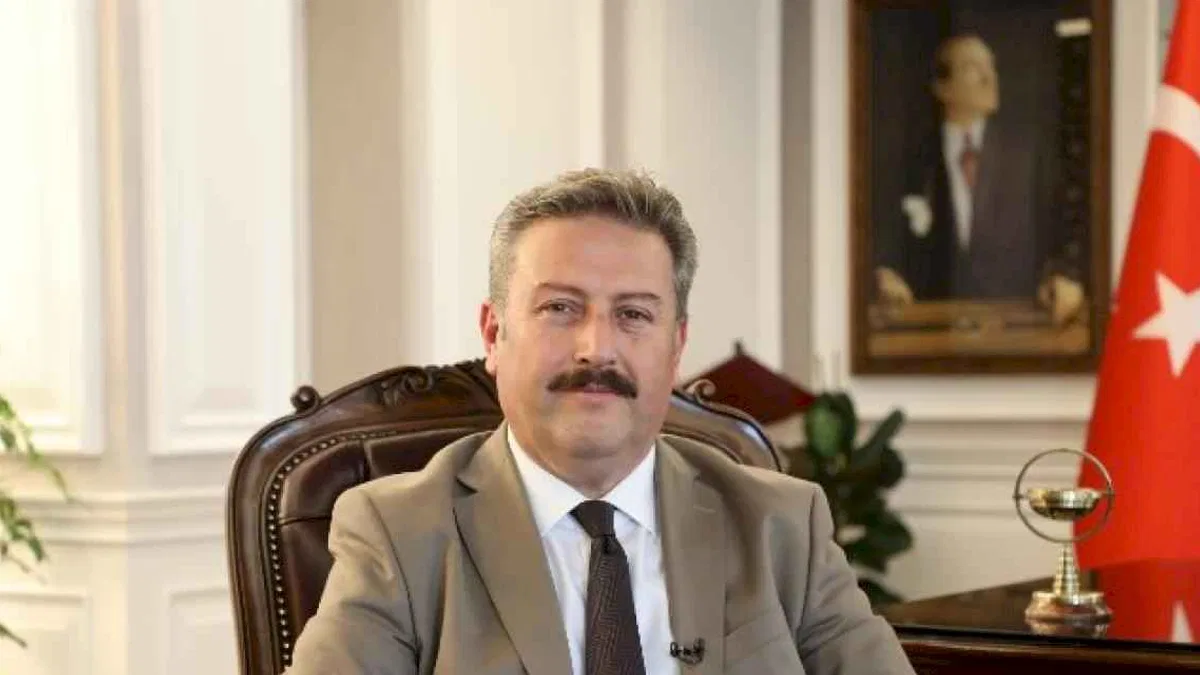 Başkan Palancıoğlu’ndan Kurban Bayramı ve Babalar Günü mesajı