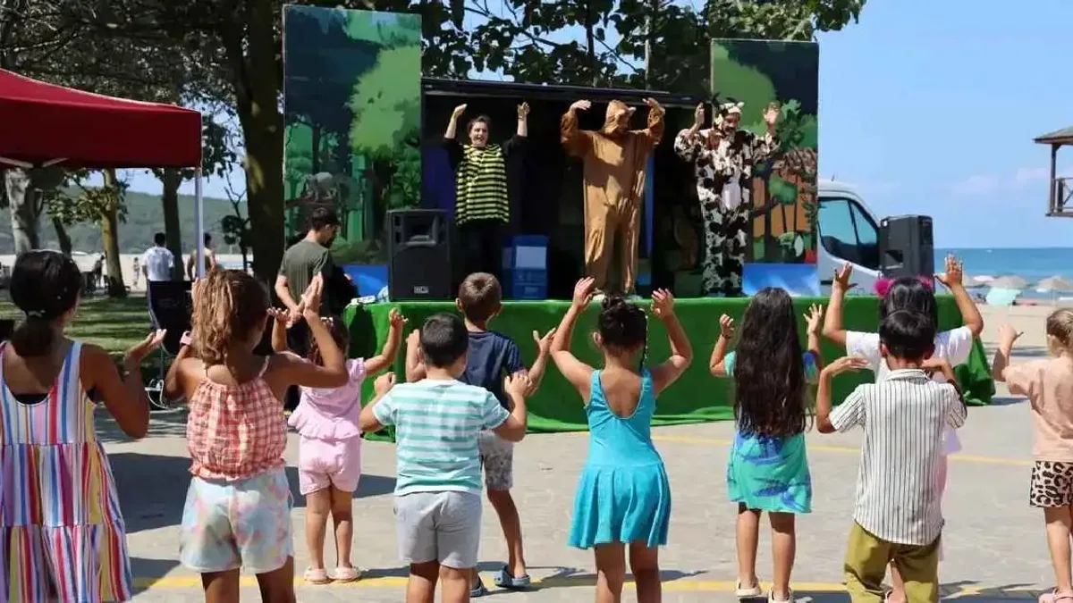 Kocaeli'de Mavi Bayraklı plajlar yaza renk katıyor