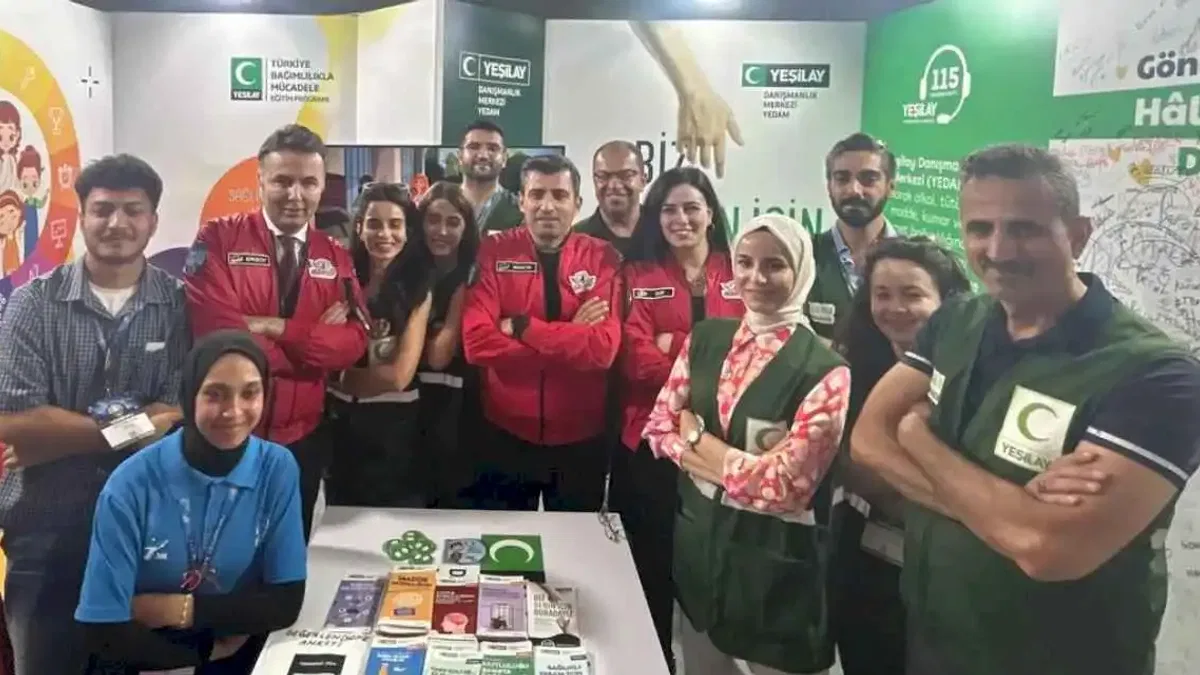 Yeşilay Adana'da bağımlılıklara dikkat çekti
