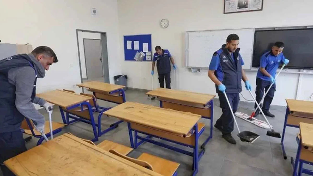 İstanbul okullarına Büyükşehir temizliği