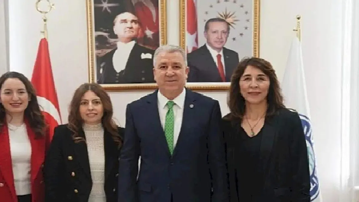 Avrupa'nın hemşirelik öğrencilerinin kültürel yeterliliklerini izleyen projeye Egeli Hemşirelerden tam destek