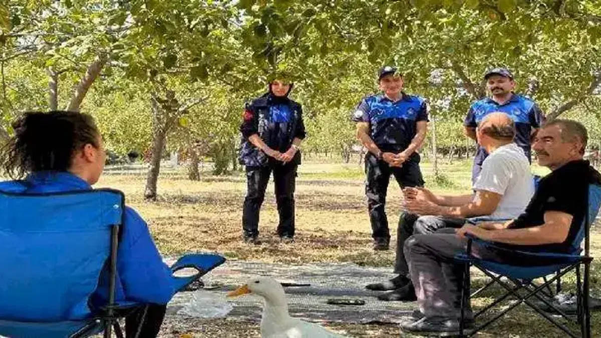 Çayırova'da mesire alanları ve parklarda huzuru sağlıyorlar