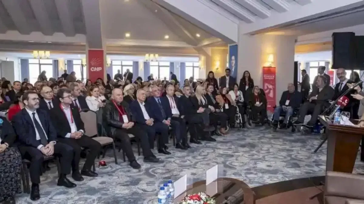 Aylin Nazlıaka: Türkiye’nin amiral gemisi İzmir