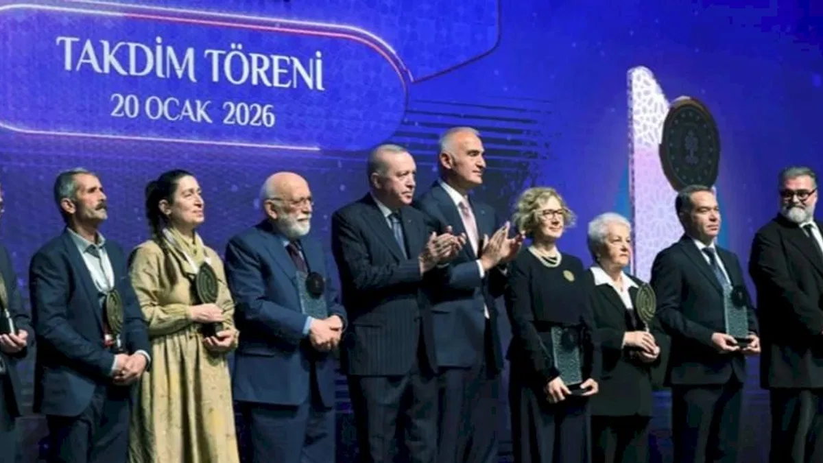 Erdoğan: Sanat eserleri, binlerce yıllık geleneğin yansımasıdır