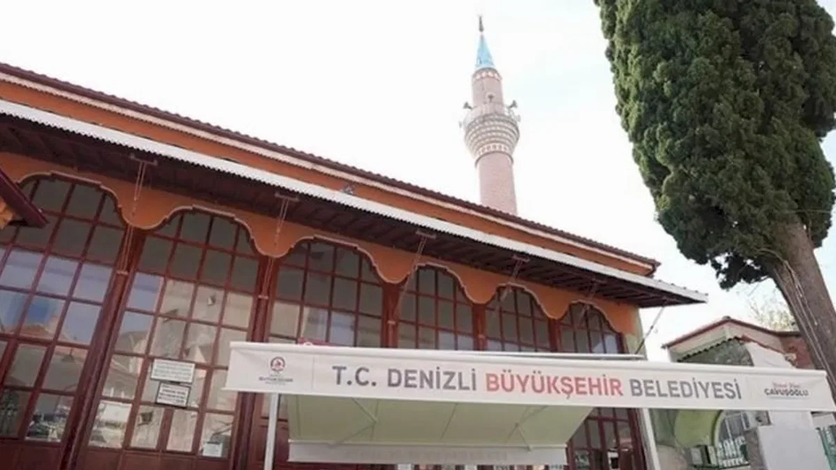 Denizli'de cami avlularına nefes aldıran hizmet