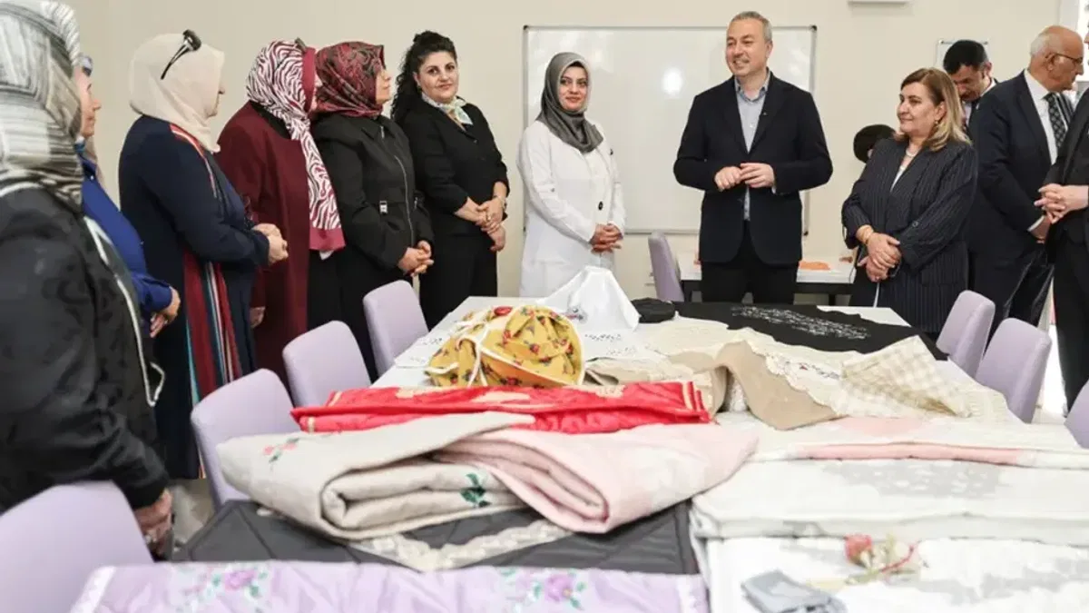 Sivas'ta Yenişehir Hanımlar Kültür Merkezi yeniden hizmete açıldı