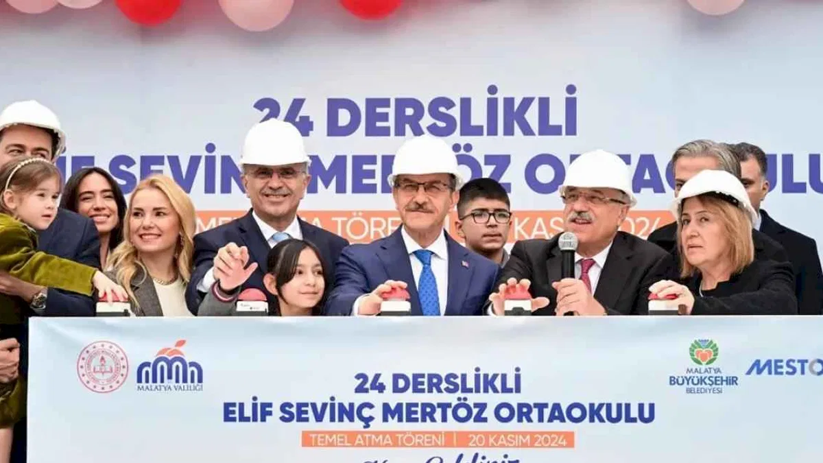Malatya'da depremzedeler için 24 derslikli okul temeli atıldı