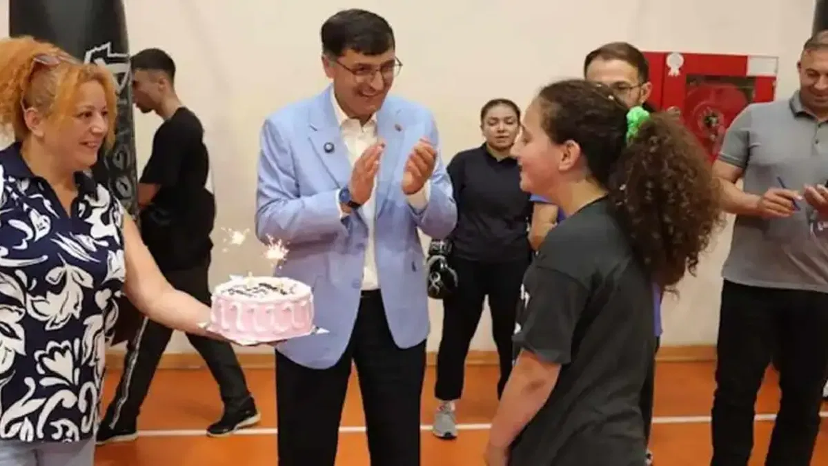 Kütahya'da Başkan Kahveci'den milli sporculara moral ziyareti