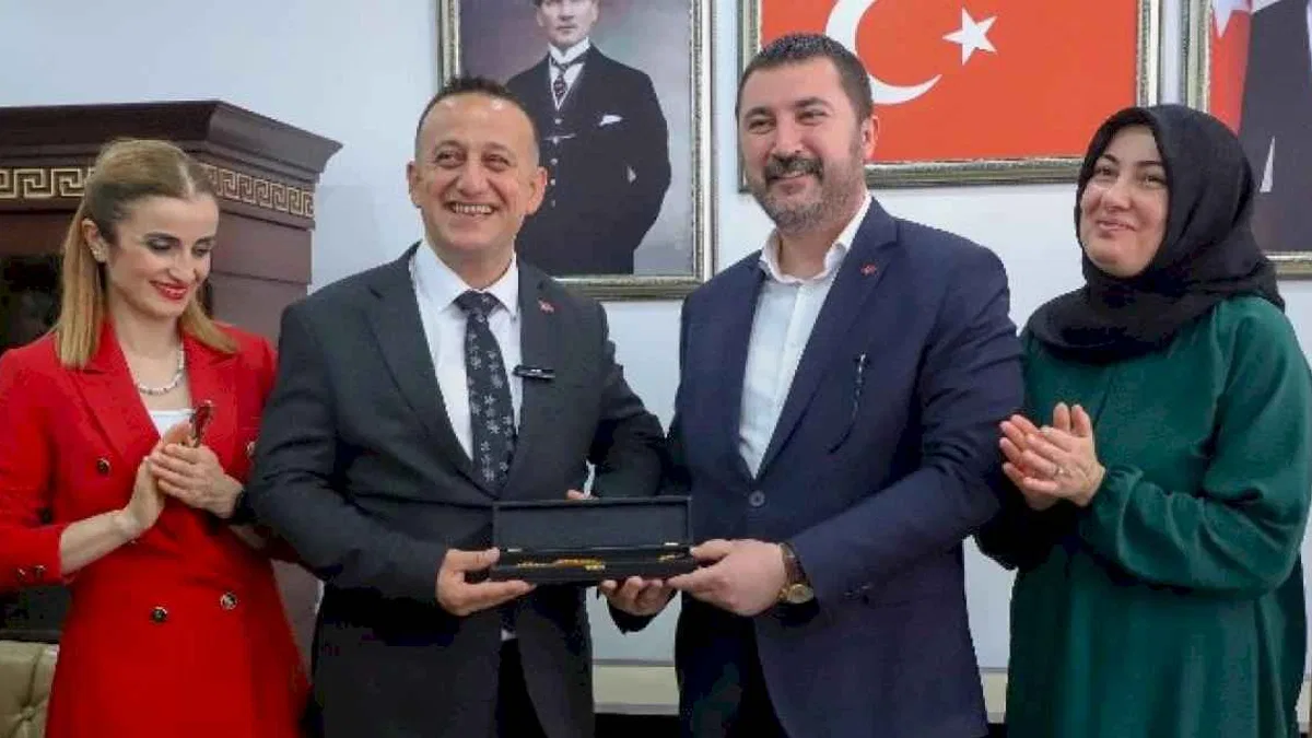 Tokat Turhal'da da devir teslim tamam