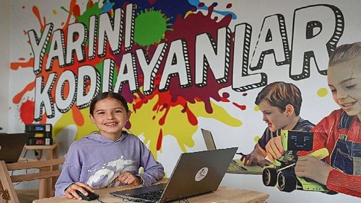 "Yarını Kodlayanlar" Afet Bölgesinde sosyal hayata destek olmaya devam ediyor
