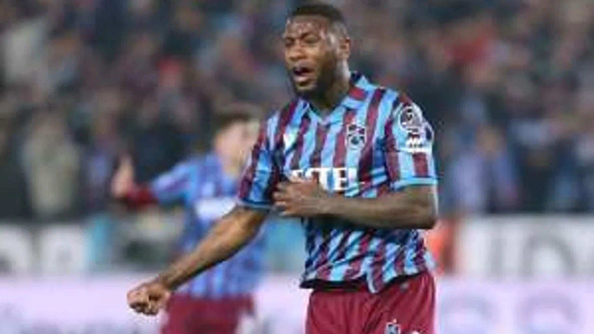 Trabzonspor'da Denswil'in sol bacak arka adalesinde kas yaralanması tespit edildi