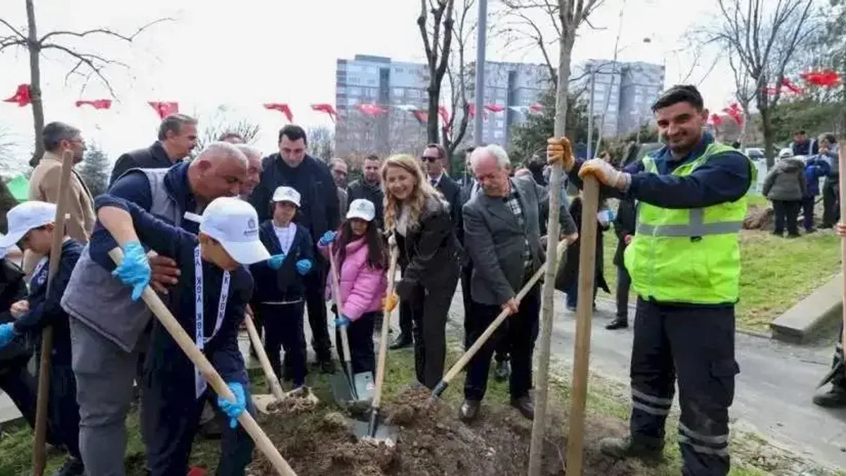 İstanbul Bakırköy'de minik eller can verdi