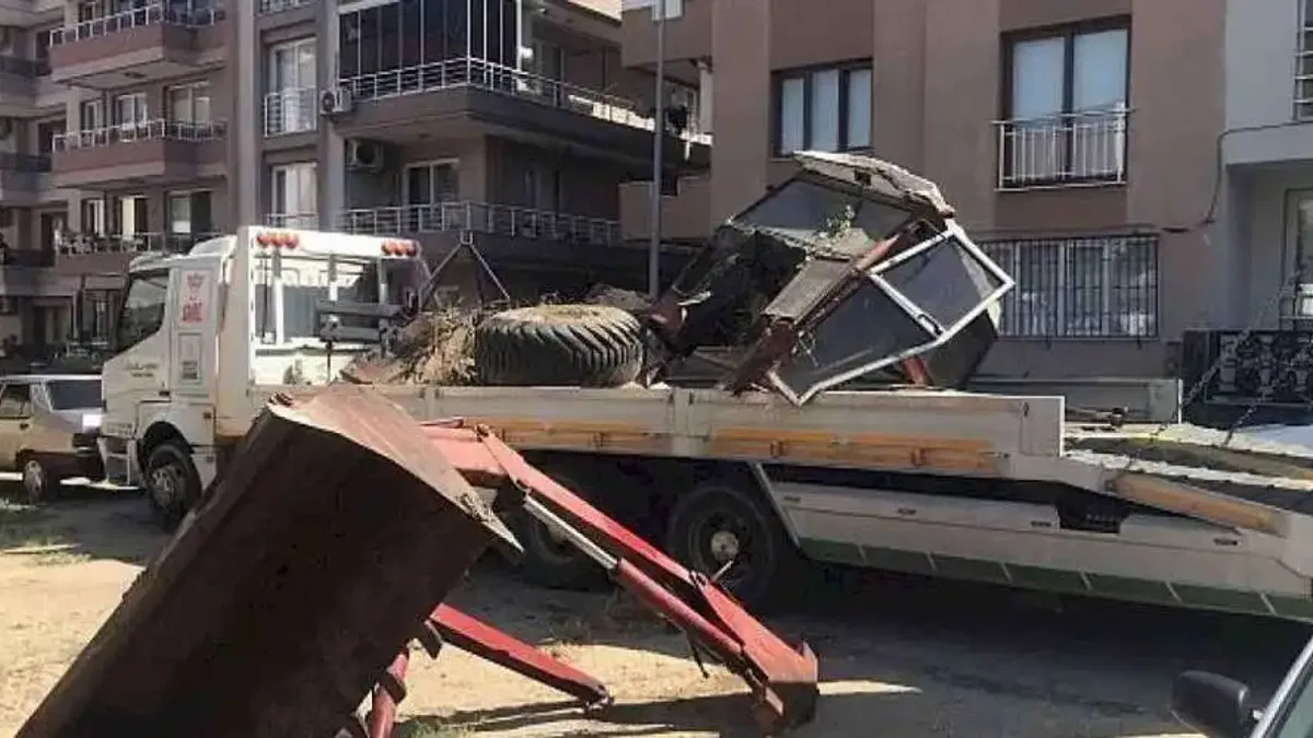 Ödemiş'te hurda araç, iş makinası ve tarım aletleri toplanıyor