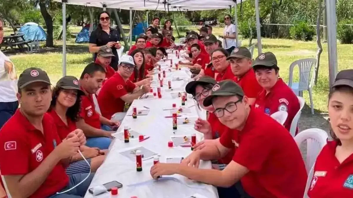 Muğla Büyükşehir engelsiz izciler kampı ile sarıgerme’yi renklendirdi