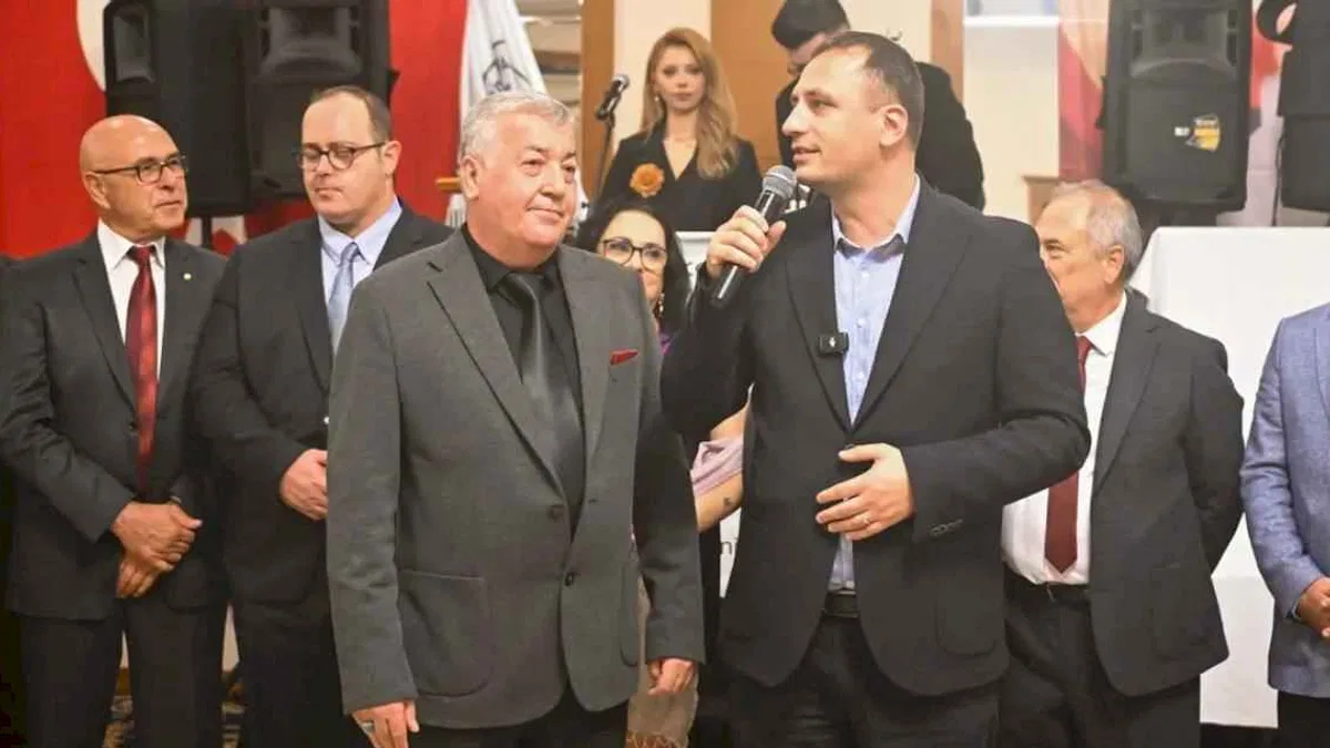 Başkan Eşki İzmir Bornova’daki Giritliler ile buluştu