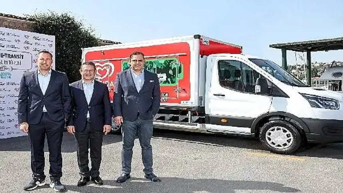 Algida Türkiye, Ford Otosan iş birliği ile şehir içi lojistik operasyonunda elektrikli araç kullanan ilk marka oldu.