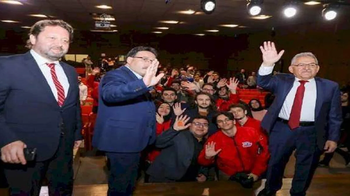 Kayseri protokolü AGÜ'de buluştu