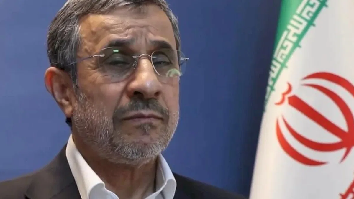 Ahmedinejad da hava saldırısında öldürüldü!