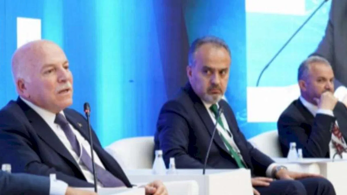Mehmet Sekmen Dünya Şehirler Günü Zirvesi'nde