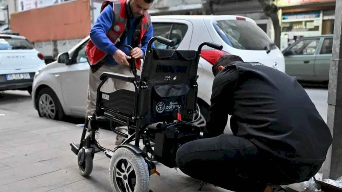 Manisa Büyükşehir’den engelli bireylere medikal destek