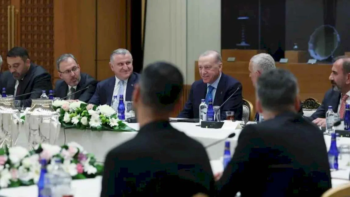 Cumhurbaşkanı Erdoğan’dan Süper Lig’e yükselen takımlara tebrik