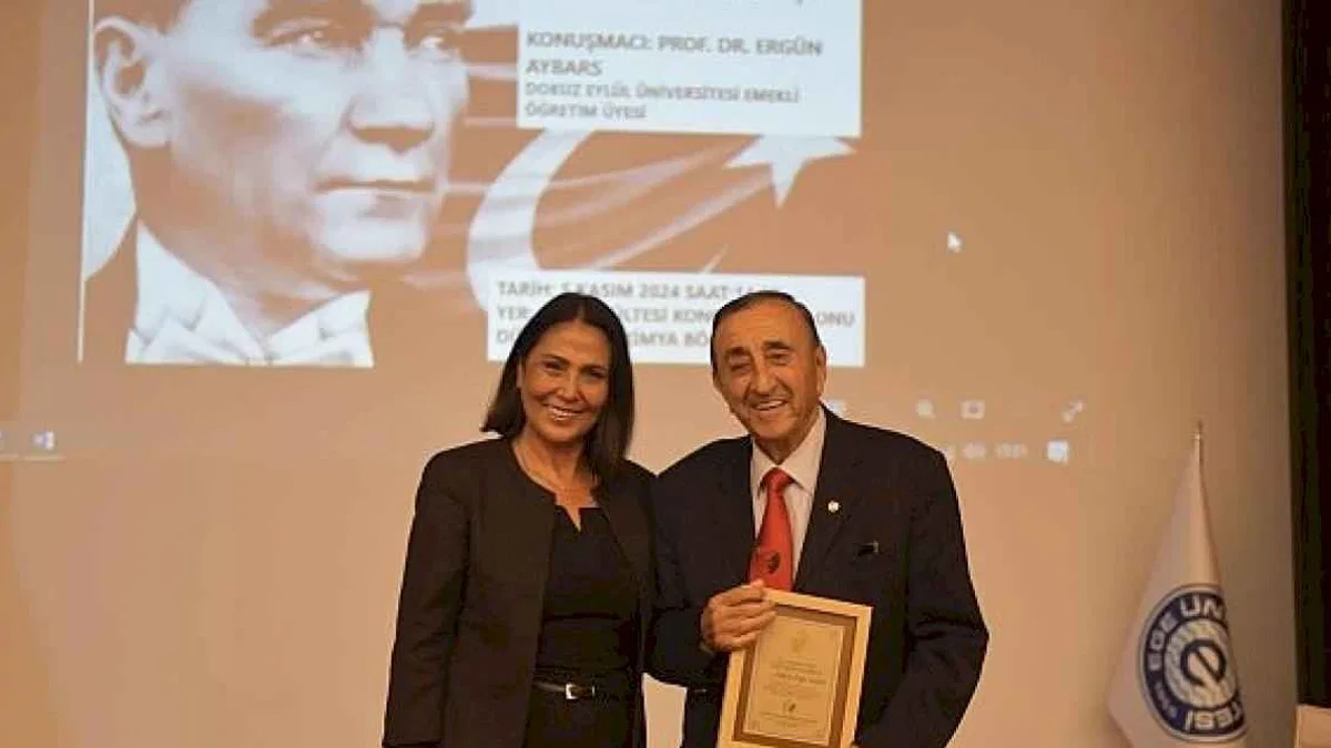 Prof. Dr. Aybars, "Felaketlerin içinden Cumhuriyet'in doğduğu bir tarihimiz var"