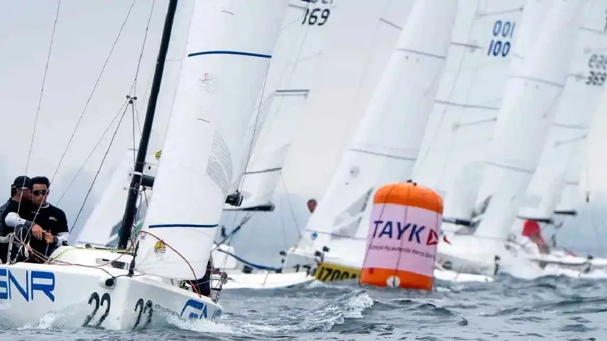 J70 Türkiye Turu 3. ayakta Team Nautique Yachting şampiyonluğu elde etti
