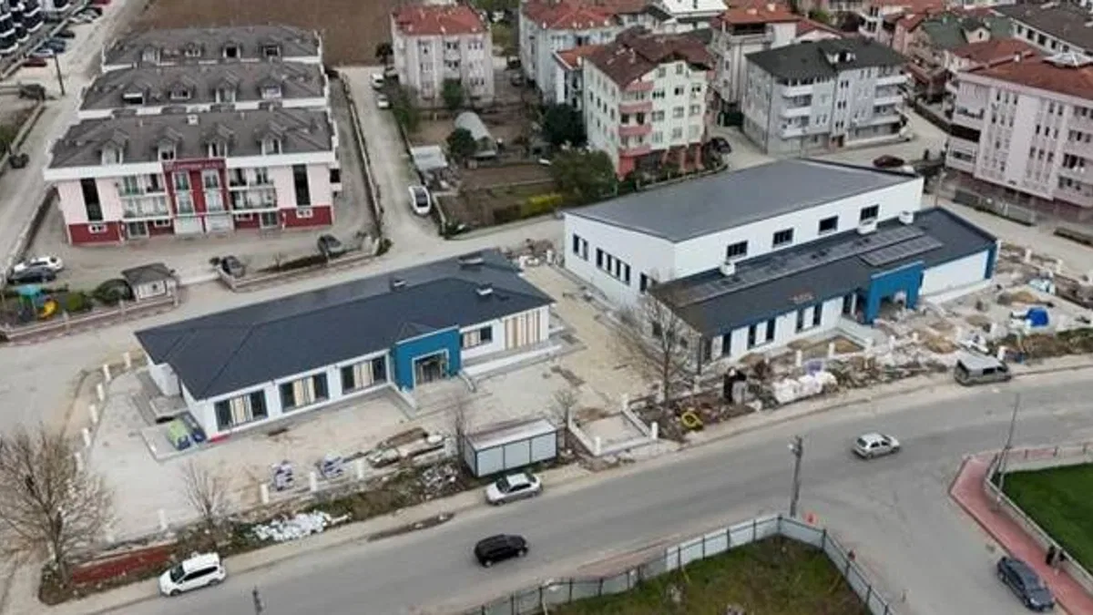 Sakarya'da Arifiye Yüzme Havuzu şekilleniyor