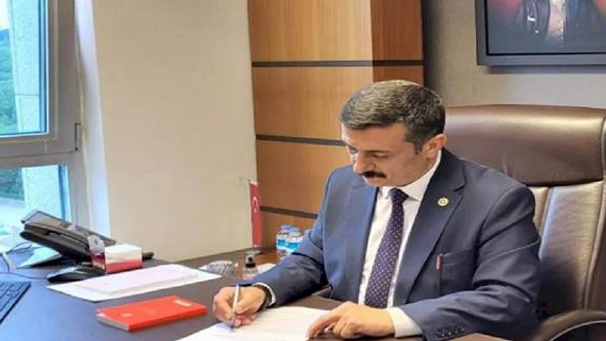 İYİ Partili Milletvekili Türkoğlu’ndan, Bakan Uraloğlu'na Bursa için 'hızlı' soru